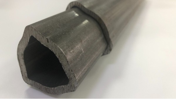 农用机械用无缝钢管选型要点，天展钢管助力农机高效耐用