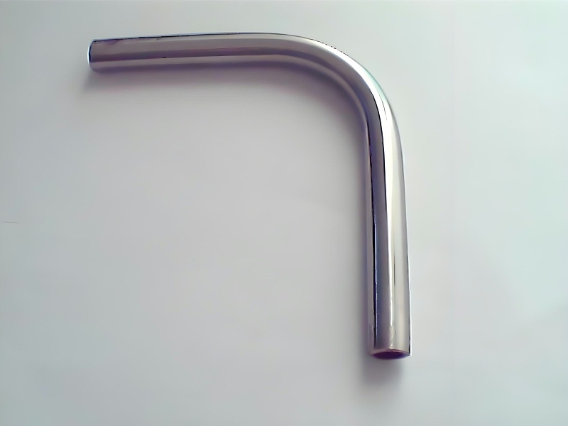 无缝钢管折弯压扁开裂的根源解析与防治策略