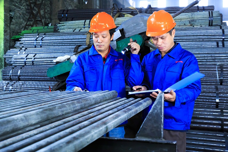 无缝钢管直线度的影响因素及质量控制策略